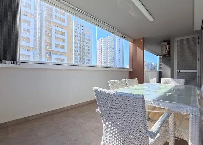 Elite 4a Apartament *